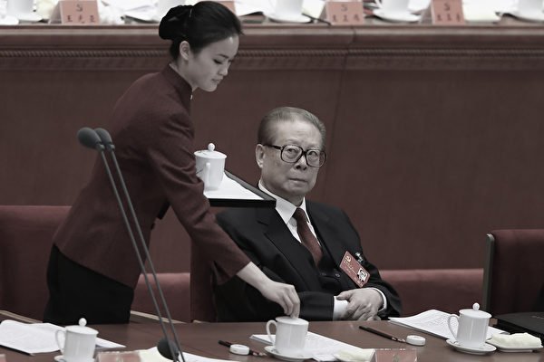 Jiang Zemin ogling girl zffhv