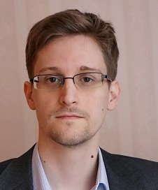Edward Snowden zyWD4