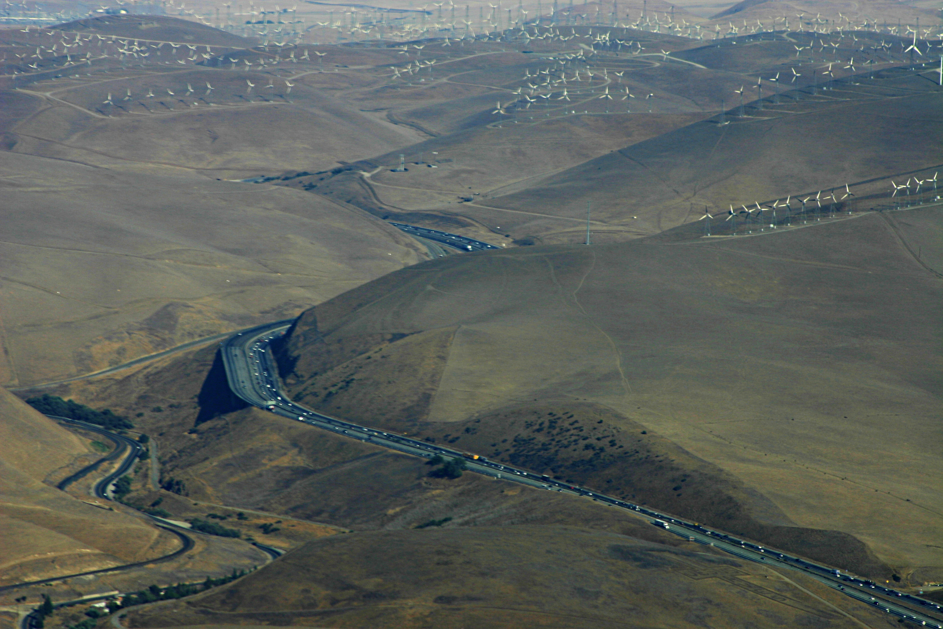  Kluft-Photo-Aerial-I580-Altamont-Pass-Img 0037 PCdYp