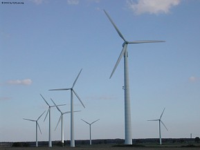 20030921 014m wind turbines-s289x217